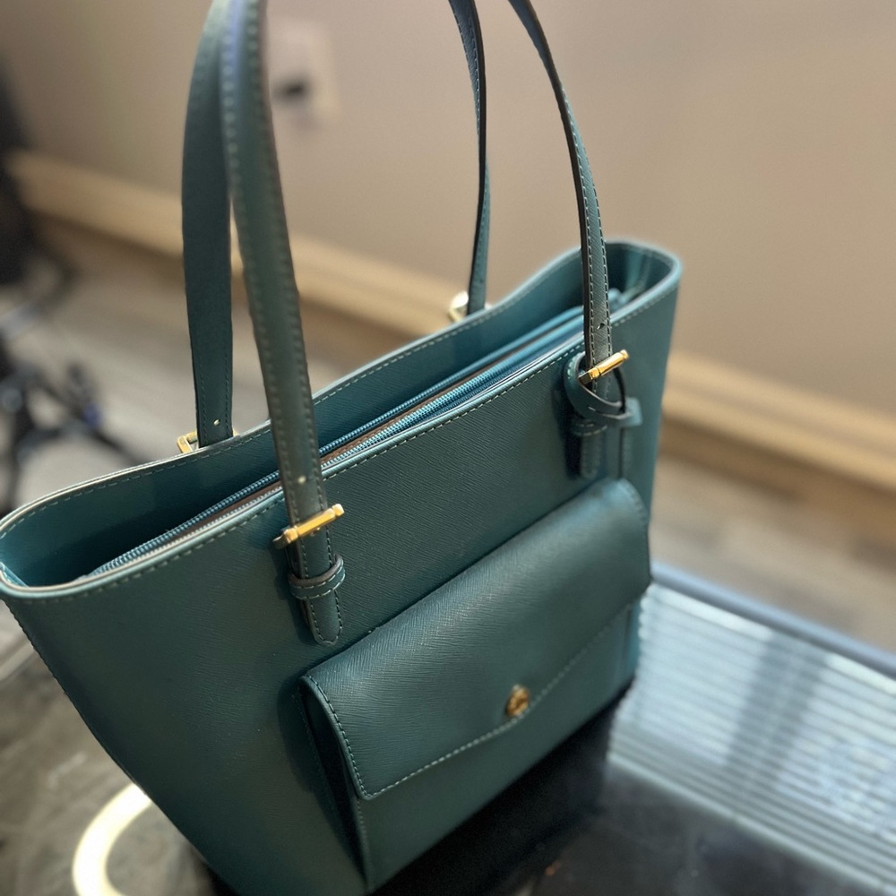 Michael Kors Jet Set Medium Saffiano Leather Pocket Tote Bag